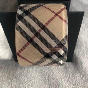 Vintage Burberry Acrylic Cuff